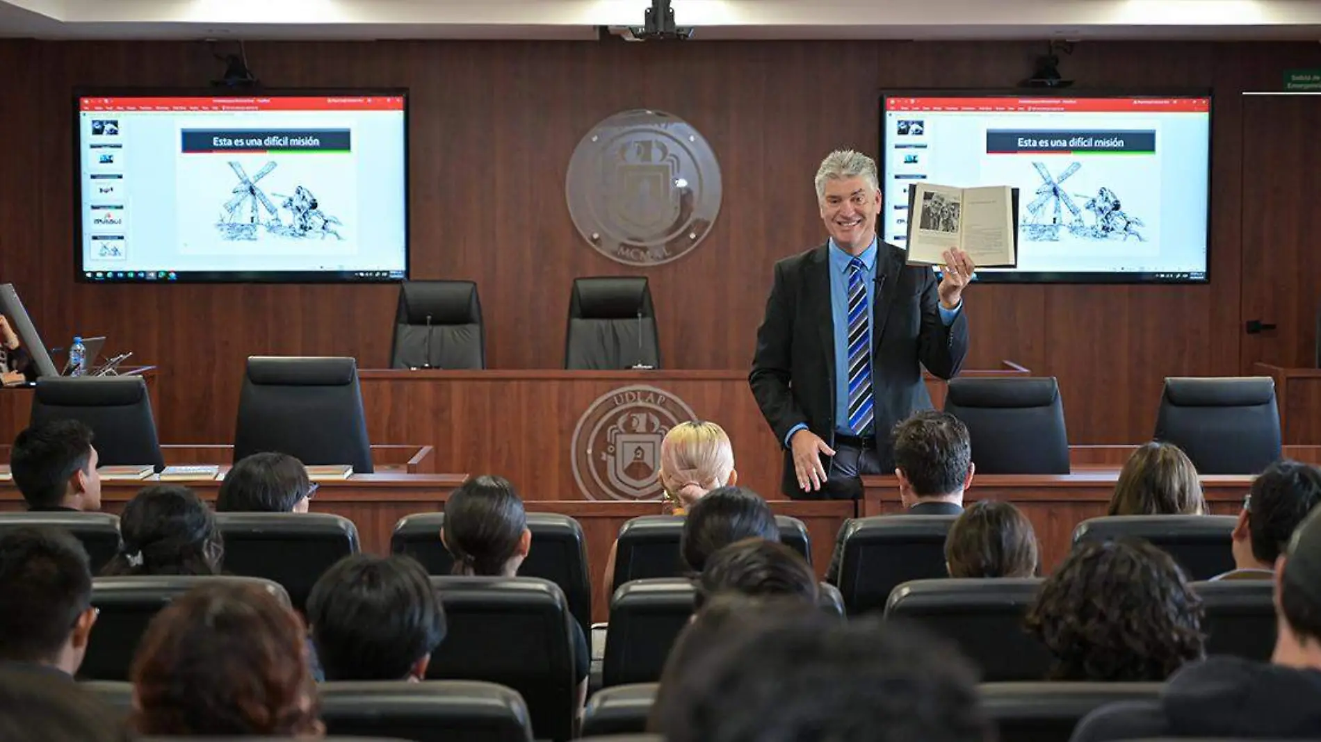 Justin Brooks, uno de los mejores abogados penales de Estados Unidos